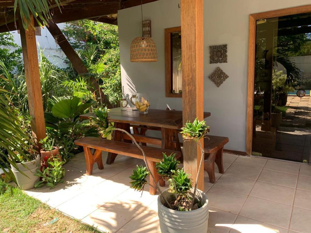 Casa De Temporada 4 Quartos Sendo 2 Suites Em Vilas Do Atlantico - 200 M Da Praia E 6 Km Da Capitalラウロ・ジ・フレイタス エクステリア 写真